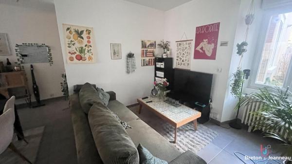 Maison de ville avec jardin à Laval