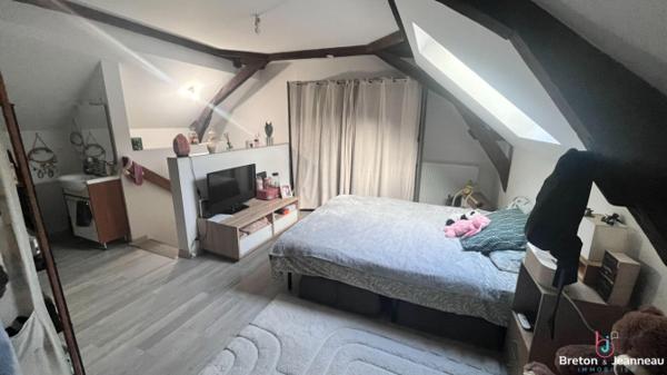 Maison de ville avec jardin à Laval