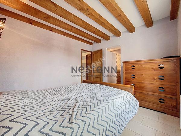 Maison Vacqueyras 6 pièce(s) 143 m2 Terrain - Piscine - Garages