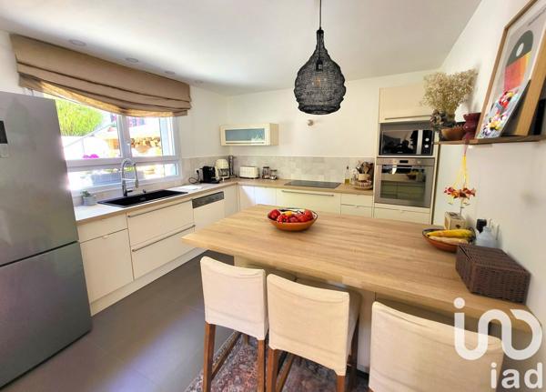 Maison à vendre 10 pièces 235 m² Jouy-en-Josas