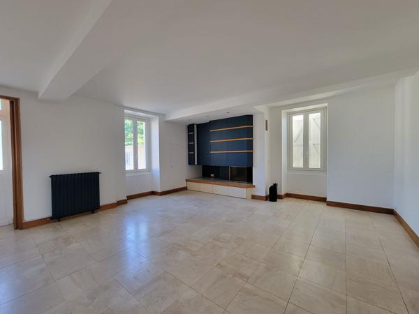 Haut d'IDRON - Proche Mairie