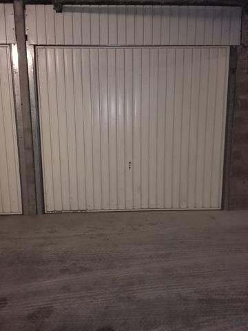 GARAGE - PONT DE CHERUY