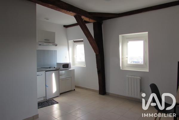 Location studio 28,31 m² Loudun