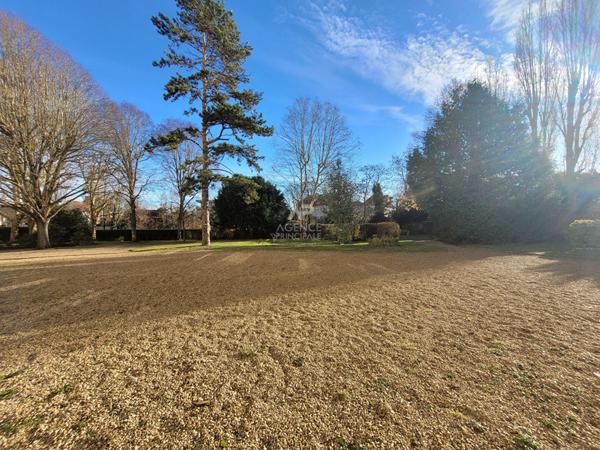 Appartement Saint Germain En Laye 3 pièce(s) 53.91 m2 €252 000 ** - Référence 17860