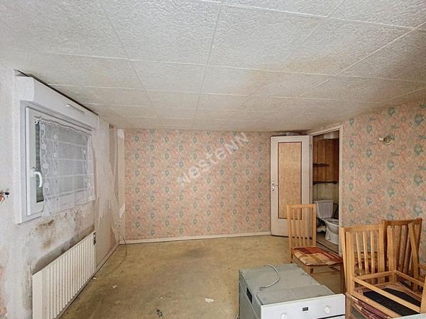 A vendre, maison de 104m2 sur sous-sol avec terrain de plus de 600m2 à Château-Gontier
