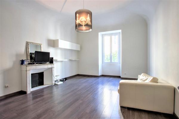 Appartement 3 pièces 97.61 m2