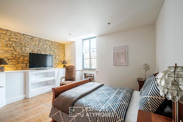 Maison de ville au centre d’une cité de caractère