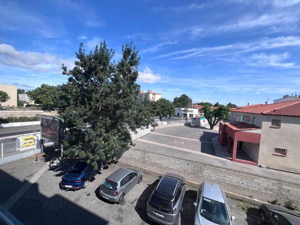 Spécial investisseur, appartement T3  de 60 m², au 1 er étage avec garage de 19 m² très fort rendement locatif