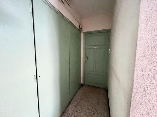 Spécial investisseur, appartement T3  de 60 m², au 1 er étage avec garage de 19 m² très fort rendement locatif