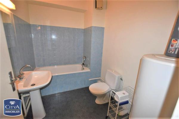 Appartement à louer 1 pièce 19m² Cholet (49300)
