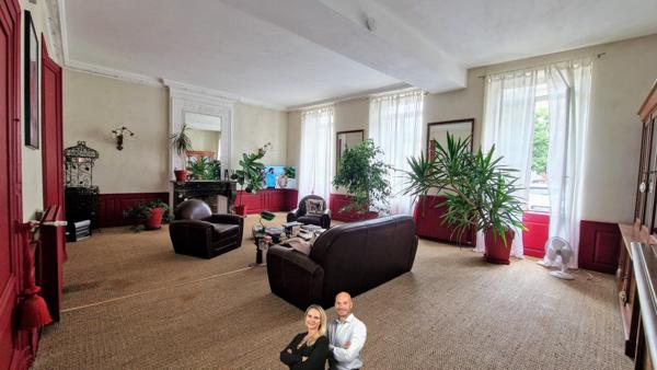 Maison de maitre avec piscine