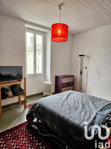 Maison à vendre 4 pièces 87 m² Saint-Bonnet-sur-Gironde