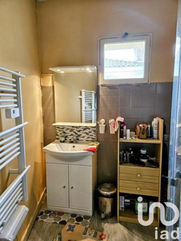 Maison à vendre 4 pièces 87 m² Saint-Bonnet-sur-Gironde