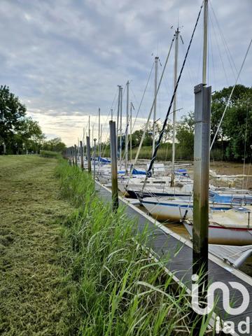 Maison à vendre 4 pièces 87 m² Saint-Bonnet-sur-Gironde