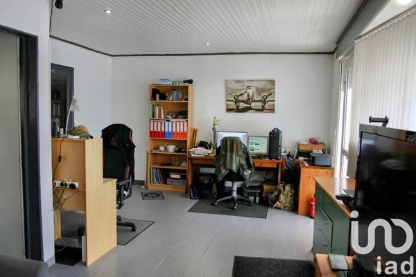 Maison à vendre 4 pièces 87 m² Saint-Bonnet-sur-Gironde