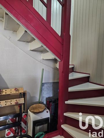 Maison à vendre 4 pièces 87 m² Saint-Bonnet-sur-Gironde