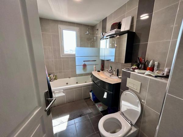 Maison à COGOLIN, 83310 - 5 pièces 110m²