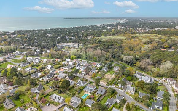 Maison à vendre    7 pièces •  La Baule-Escoublac