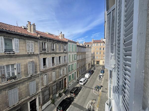 Immeuble à la vente situé dans le 5 ème arrondissement de Marseille.