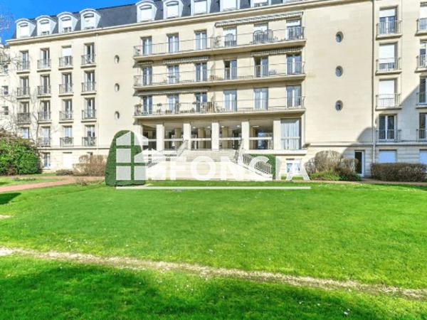 À vendre Appartement 7 pièces 149.57 m² - Versailles 78000