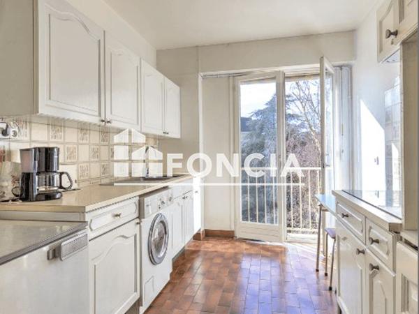 À vendre Appartement 7 pièces 149.57 m² - Versailles 78000
