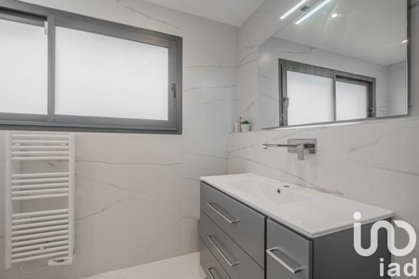 Maison 7 pièces de 184 m² à Meylan (38240)