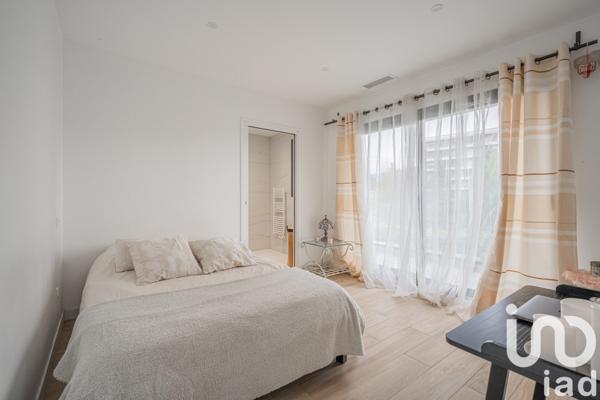 Maison 7 pièces de 184 m² à Meylan (38240)