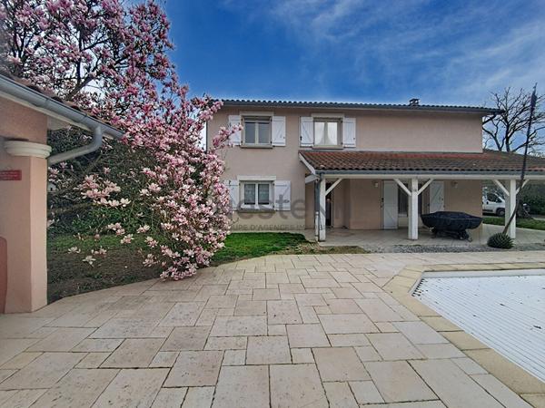 Tignieu ? Havre de paix : maison 150 m² avec piscine et jardin 889 m²