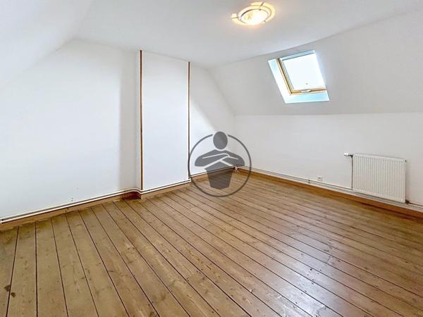 Location                                                      Maison de village
                        
                     3 pièces                      79 m2                     à Nauroy