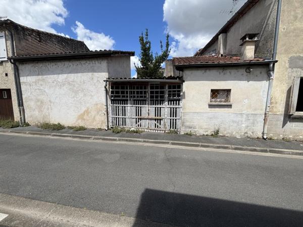 Vente / Maison de ville à Sainte-Foy-la-Grande (33220)