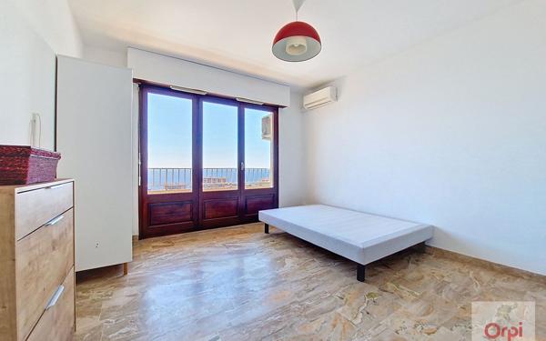 Appartement à louer    1 pièce •  Ajaccio