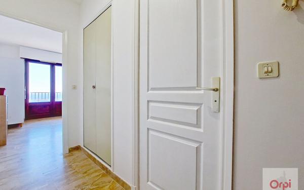 Appartement à louer    1 pièce •  Ajaccio