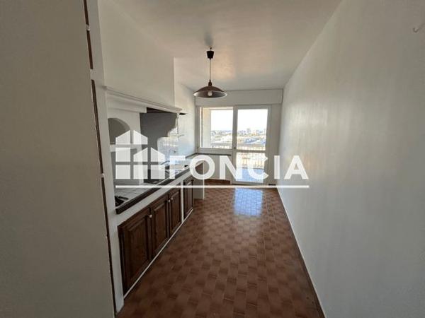 Location Appartement 4 pièces 90.04 m² - Marseille 13009