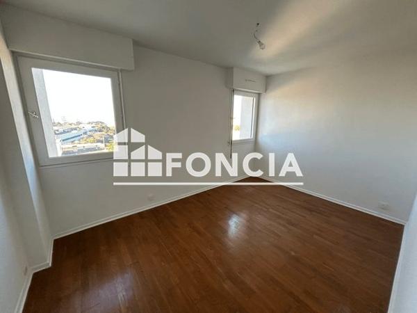 Location Appartement 4 pièces 90.04 m² - Marseille 13009