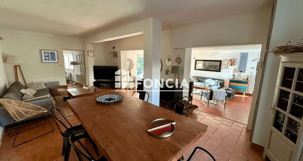 À vendre Maison 6 pièces 249 m² - Aix-en-provence 13090