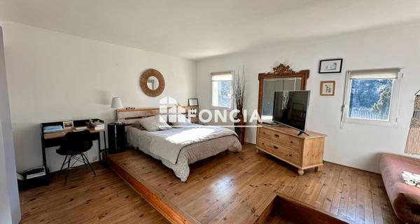 À vendre Maison 6 pièces 249 m² - Aix-en-provence 13090