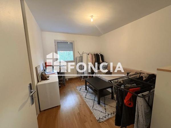 Location Appartement 3 pièces 71.04 m² - 11 RUE DE L'EGALITE Meximieux 01800