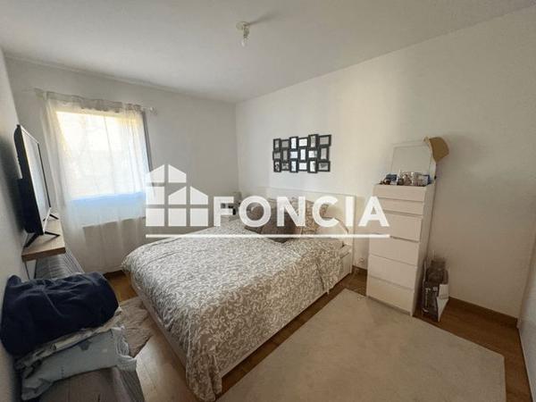 Location Appartement 3 pièces 71.04 m² - 11 RUE DE L'EGALITE Meximieux 01800