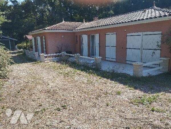 A vendre Montesquieu Volvestre belle villa en parfait état sur 2432m² joliment arboré