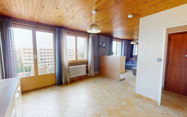 Appartement à vendre    3 pièces • 65,75 m2 Vaulx-en-Velin