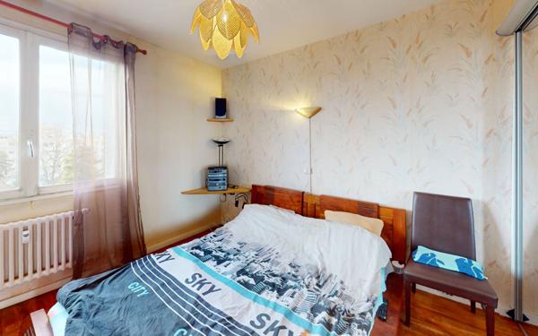 Appartement à vendre    3 pièces • 65,75 m2 Vaulx-en-Velin