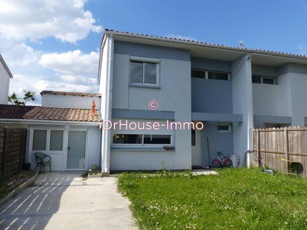 Maison à louer 6 pièces de 130 m²