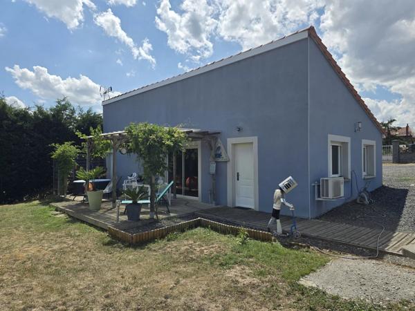 Vente                                                      Maison
                        
                     7 pièces                      222 m2                     à Frugerès-les-Mines
