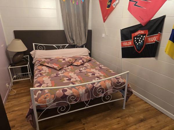 Vente                                                      Maison
                        
                     7 pièces                      222 m2                     à Frugerès-les-Mines
