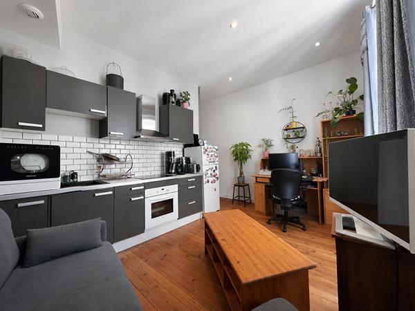 Appartement T2 A vendre Mont de Marsan hyper centre ville petit immeuble