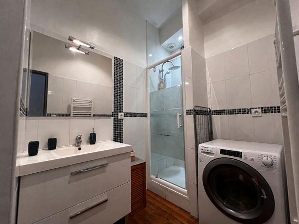 Appartement T2 A vendre Mont de Marsan hyper centre ville petit immeuble