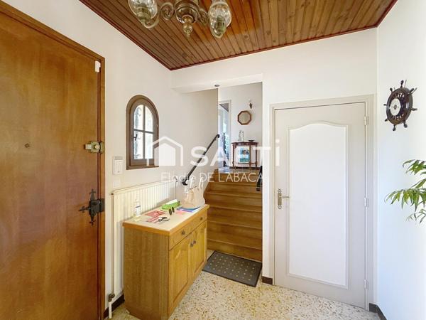 MOUGINS MAISON 104 M2 SUR UN TERRAIN DE 1560 M2