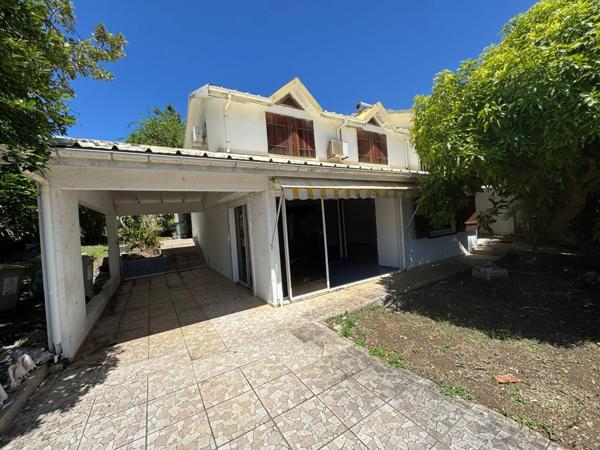Maison individuelle 160 m² habitables avec deux appartements indépendants – Parcelle de 450 m²