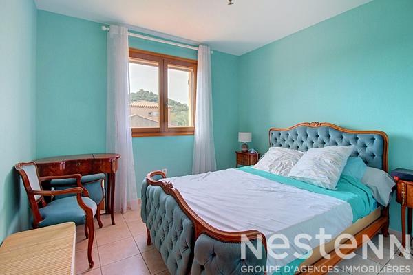 A VENDRE - Maison Vidauban 5 pièces 123m2, piscine , garage  , sous sol  et cave.
