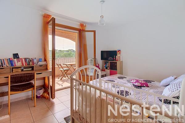 A VENDRE - Maison Vidauban 5 pièces 123m2, piscine , garage  , sous sol  et cave.